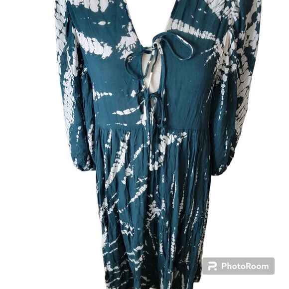 Young Fabulous and Broke NWT Tie Dye Boho Maxi Dress. Size M - Picture 4 of 14